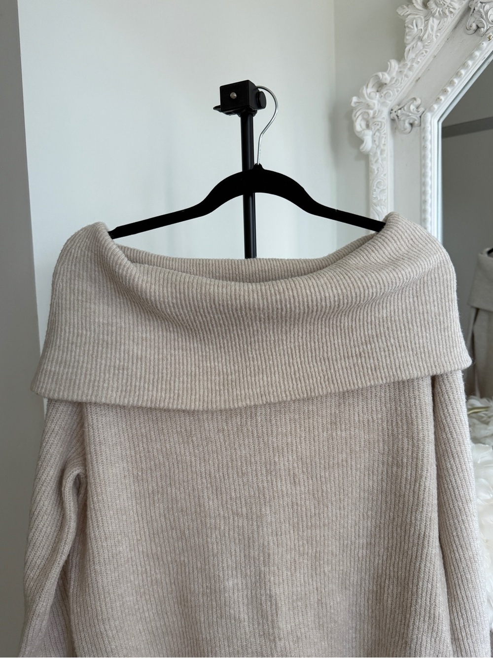 H&M Off-Shoulder Knit Sweater in beige - Oatmeal - Picture 13 of 15